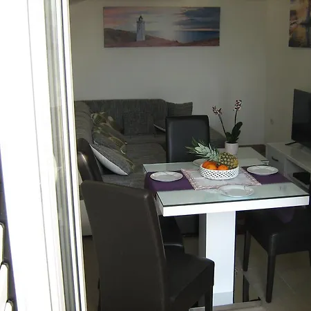Apartment Ita *